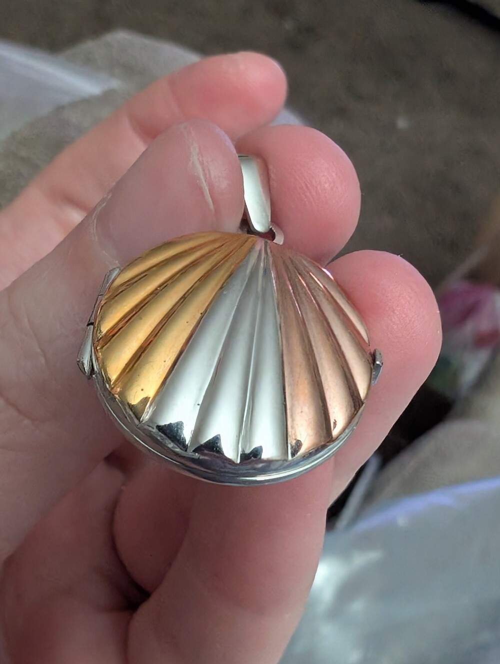 Tricolor Sterling Silver Shell Locket Pendant